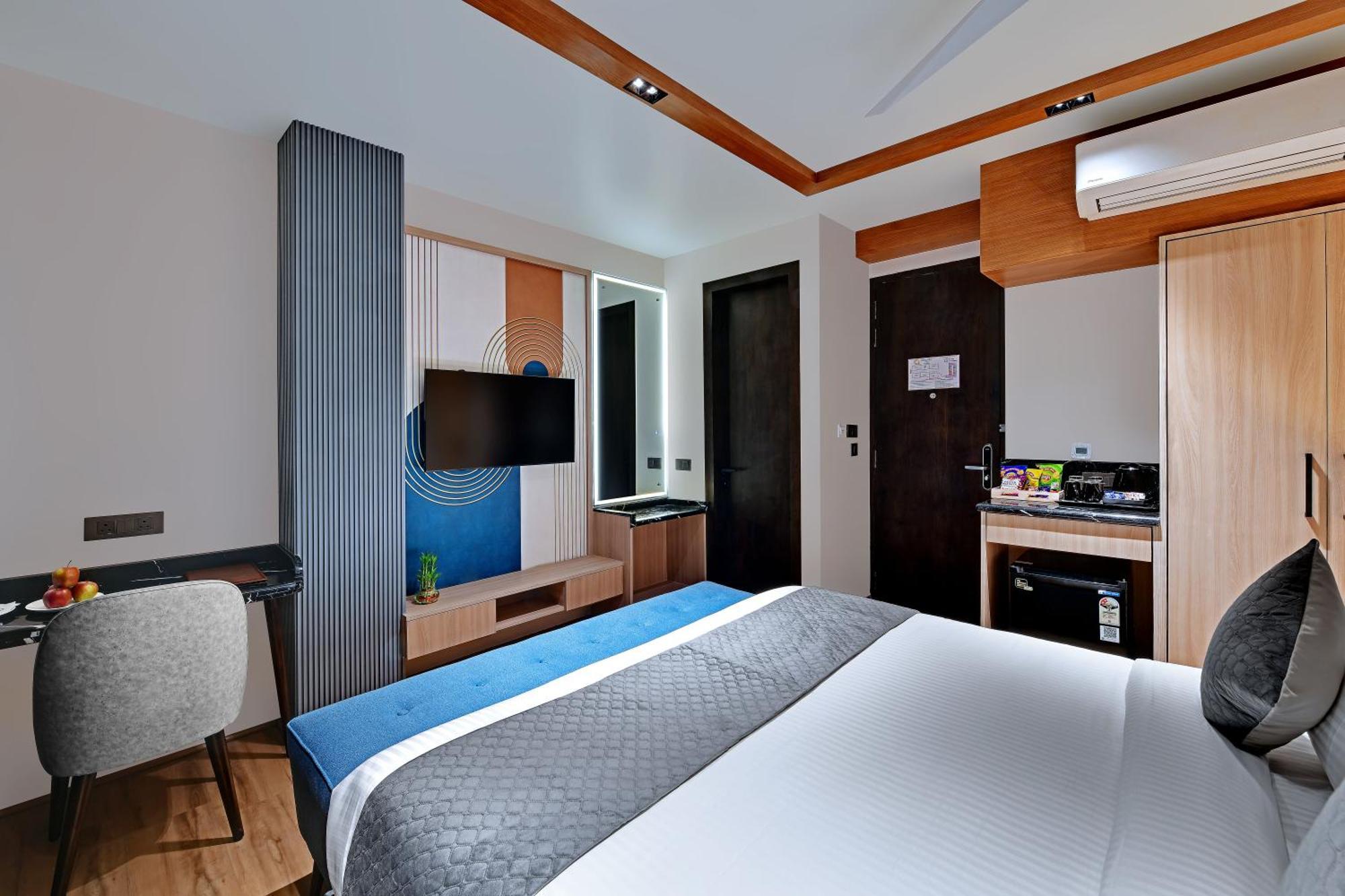 Quality Inn City Centre Varanasi Bagian luar foto